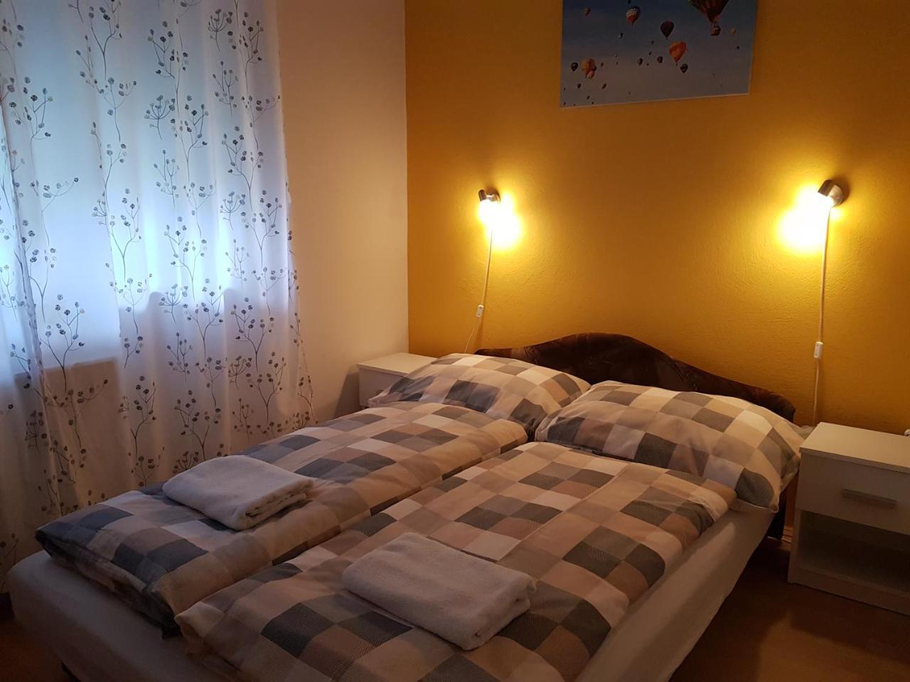 Fertodi Kuria Vendeghaz Hotel Ngoại thất bức ảnh