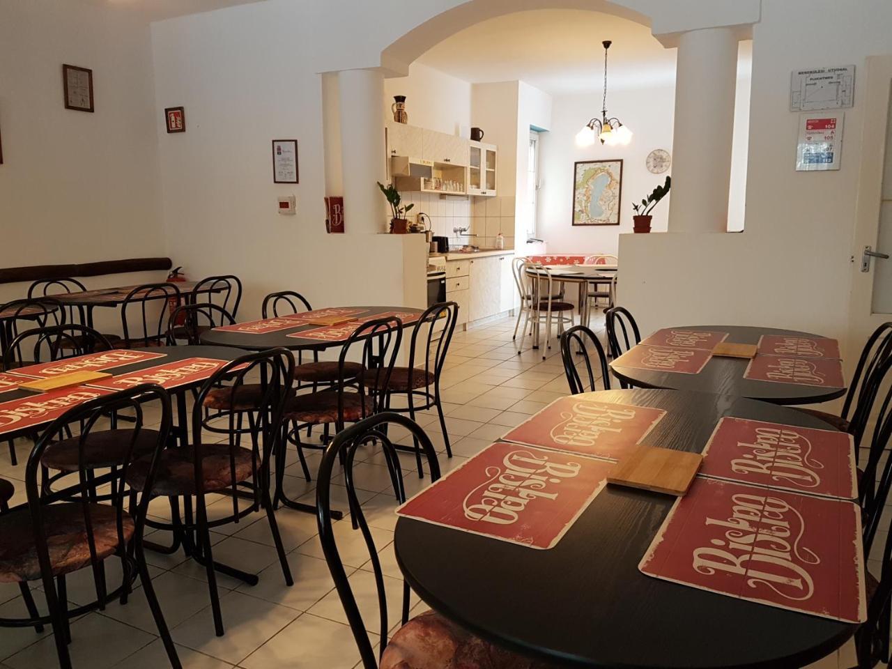 Fertodi Kuria Vendeghaz Hotel Ngoại thất bức ảnh