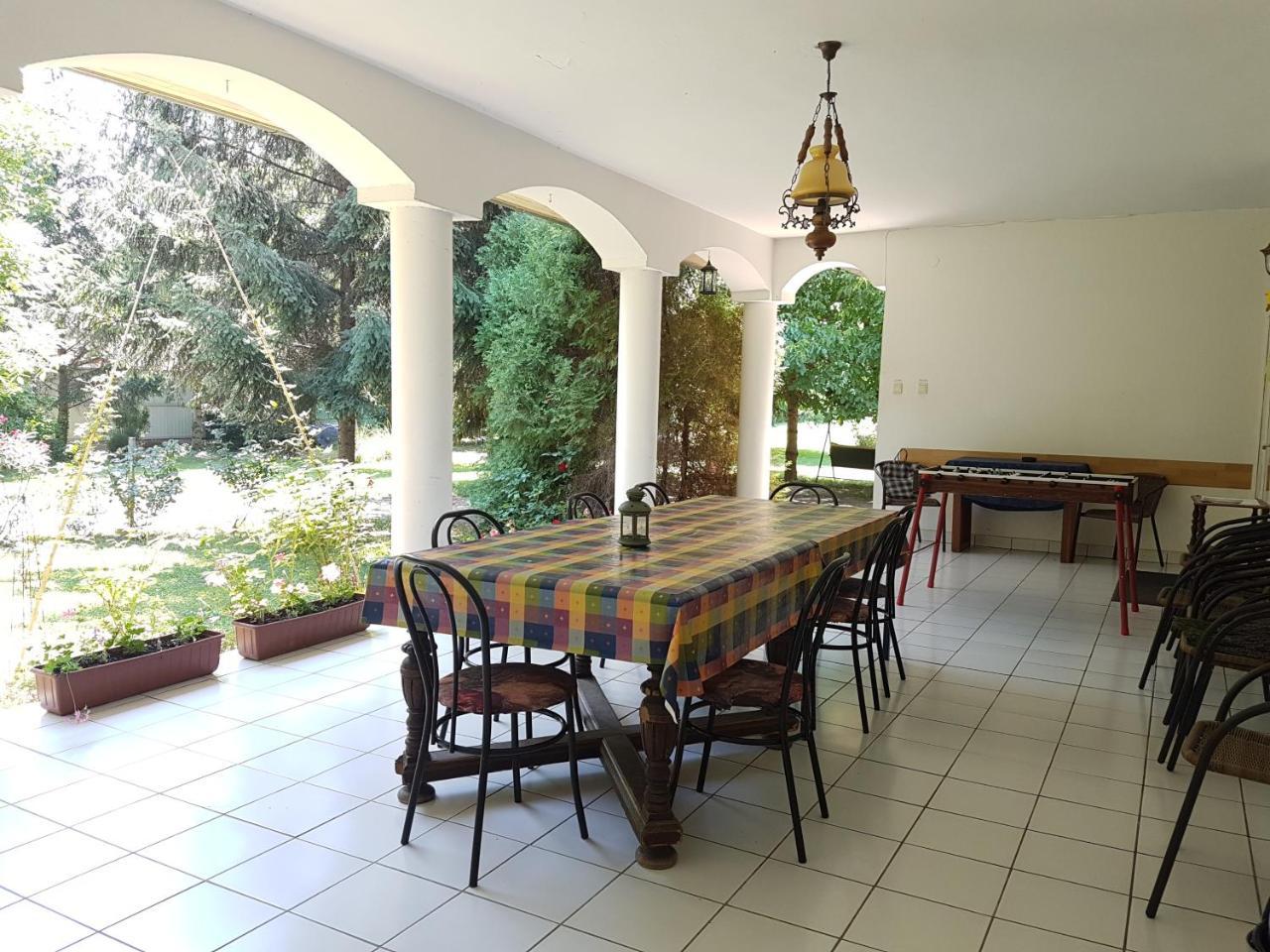 Fertodi Kuria Vendeghaz Hotel Ngoại thất bức ảnh